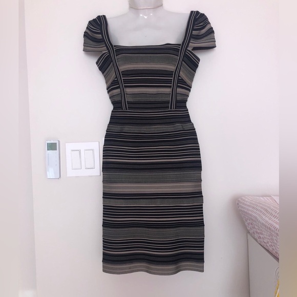 Herve Leger Sandra Striped Bodycon  Off- Shoulder Bandage  Mini Dress. - Picture 7 of 11